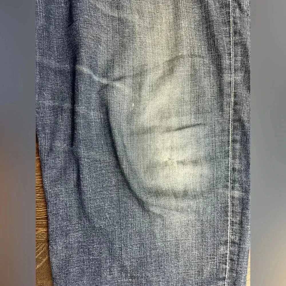 Tommy Bahama Men's Classic Fit Straight Leg Blue Denim Jeans Size 40 X 32